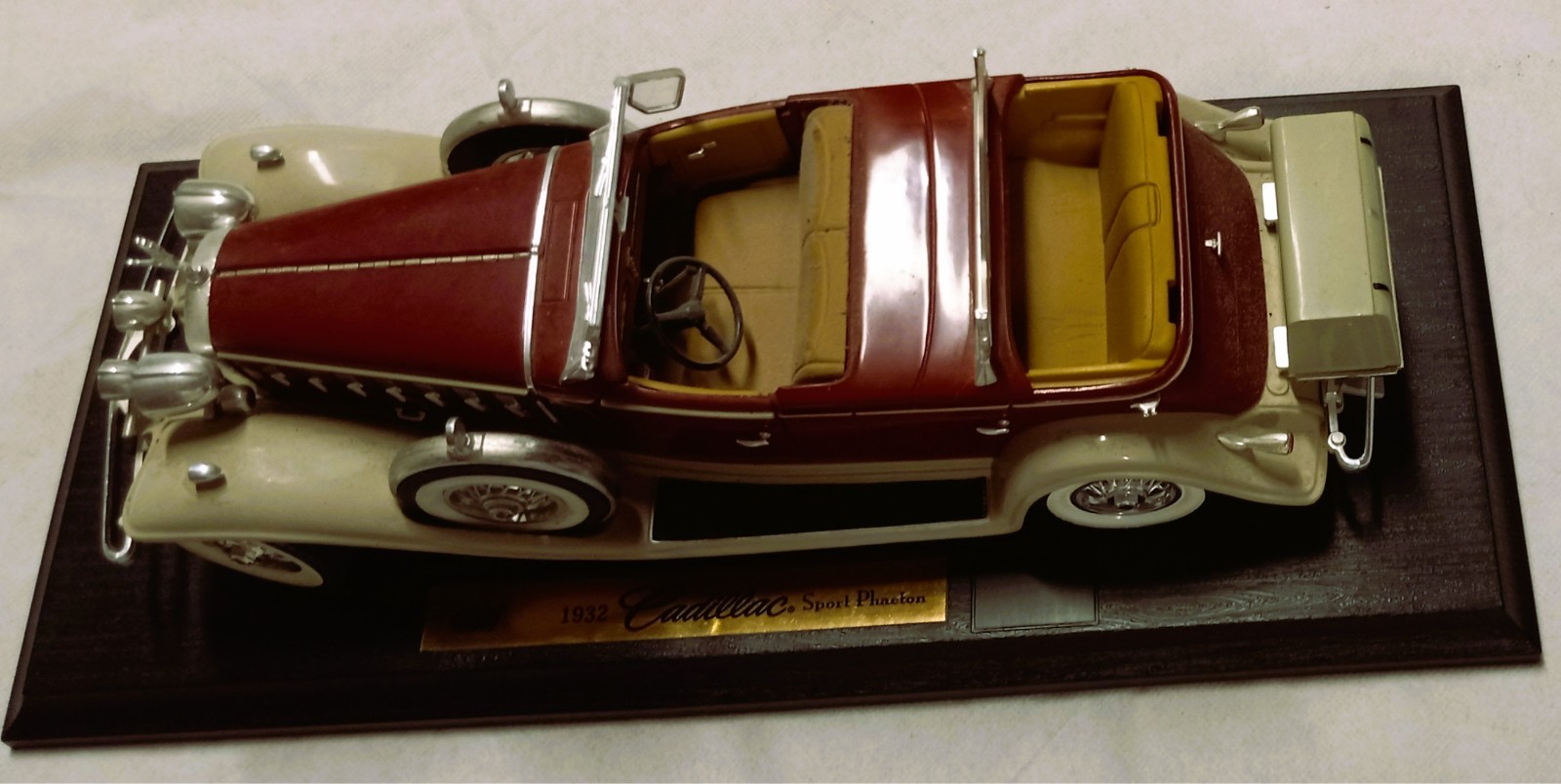 Anson Classic 20-1932 V16 Cadillac Sport Phaeton 1:18 Scale Removable Top NIB