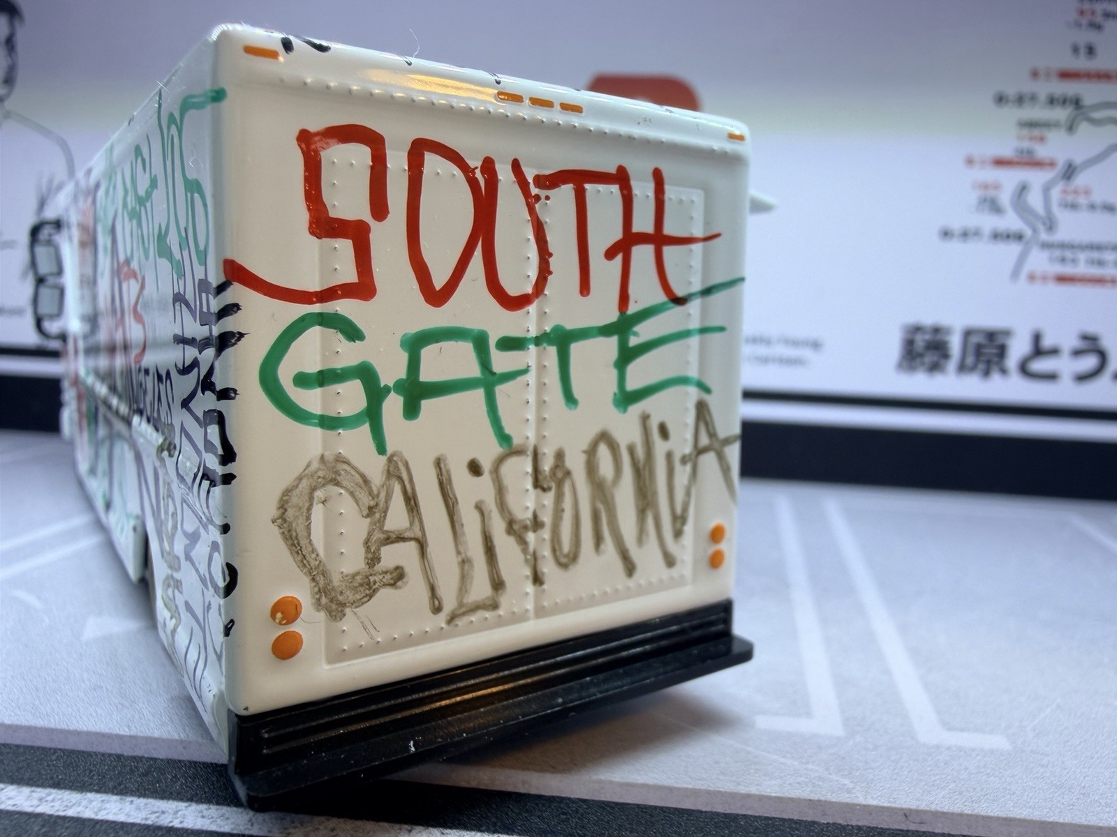 Food Truck MIJO 1:64 Die-cast American Diorama California Graffiti Taco Truck