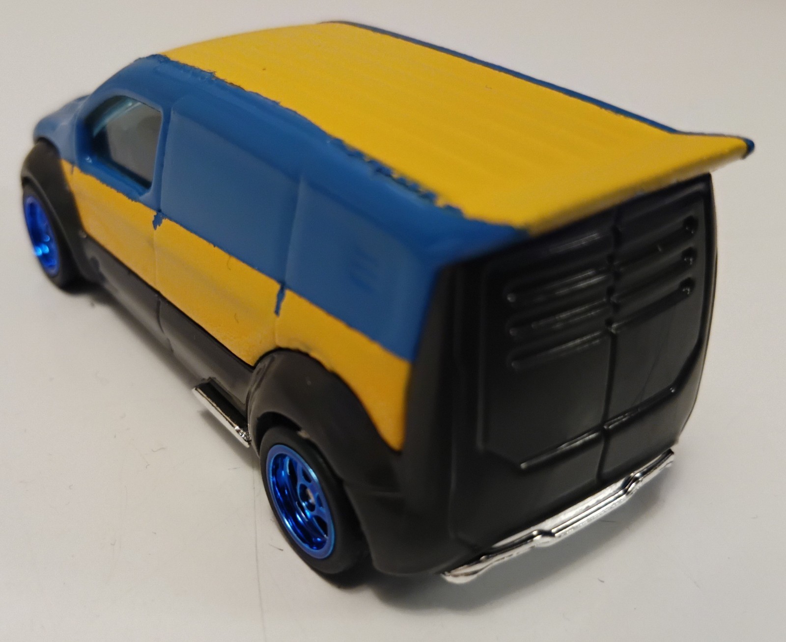 Hot Wheels: Ford Transit Connect (Gone in Sixty Seconds Series 1-Hanabi)