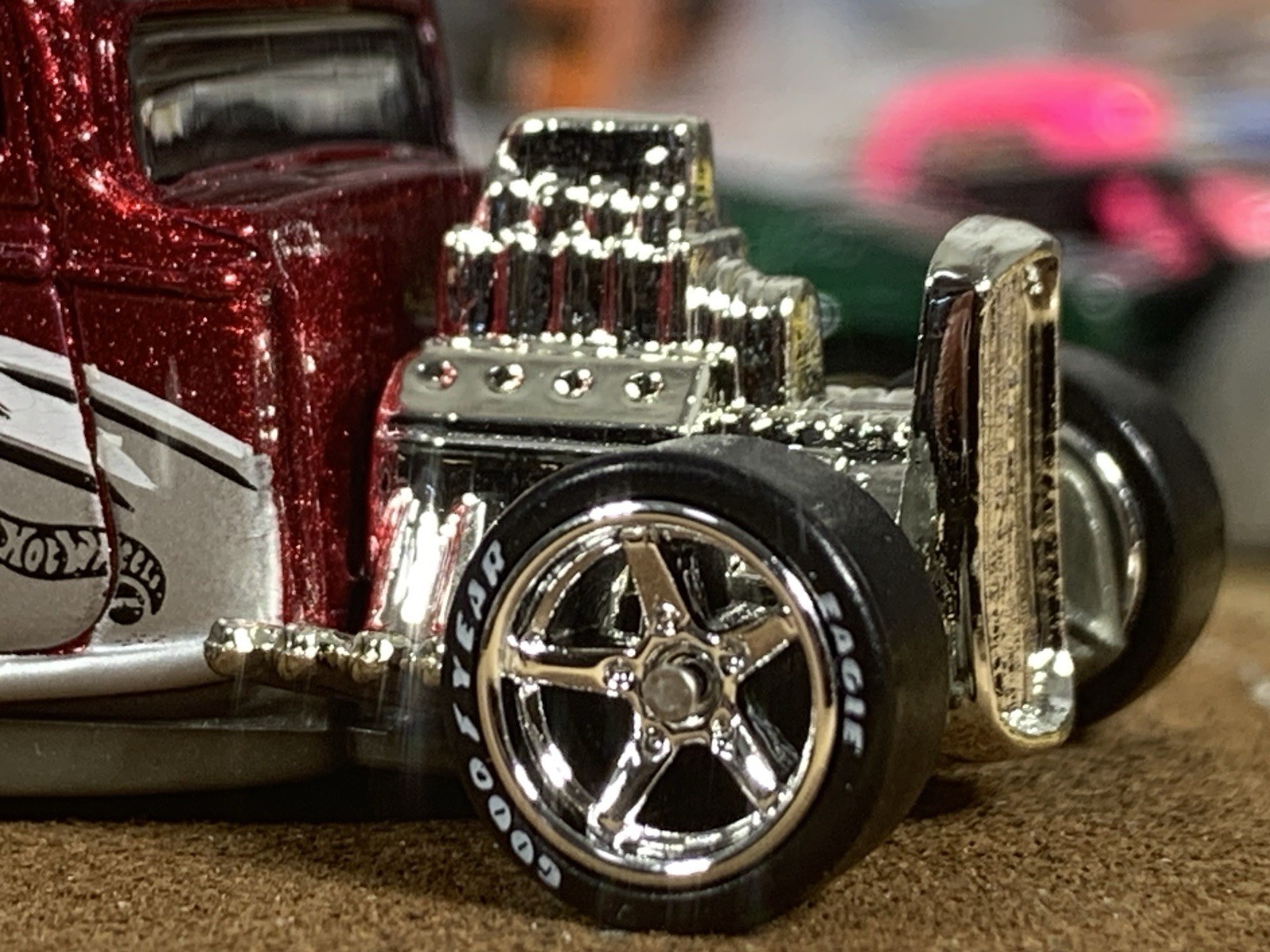 Hot Wheels ’32 Ford Pearl Red Frankie’s Garage Custom Wheel Swap Loose