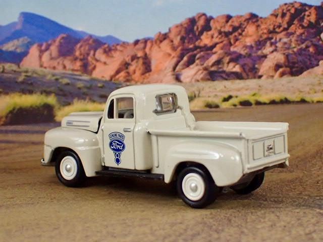 1950 Ford F-1 239ci Flathead V8 Parts Runner Truck 1/64 Scale Limited Edition F