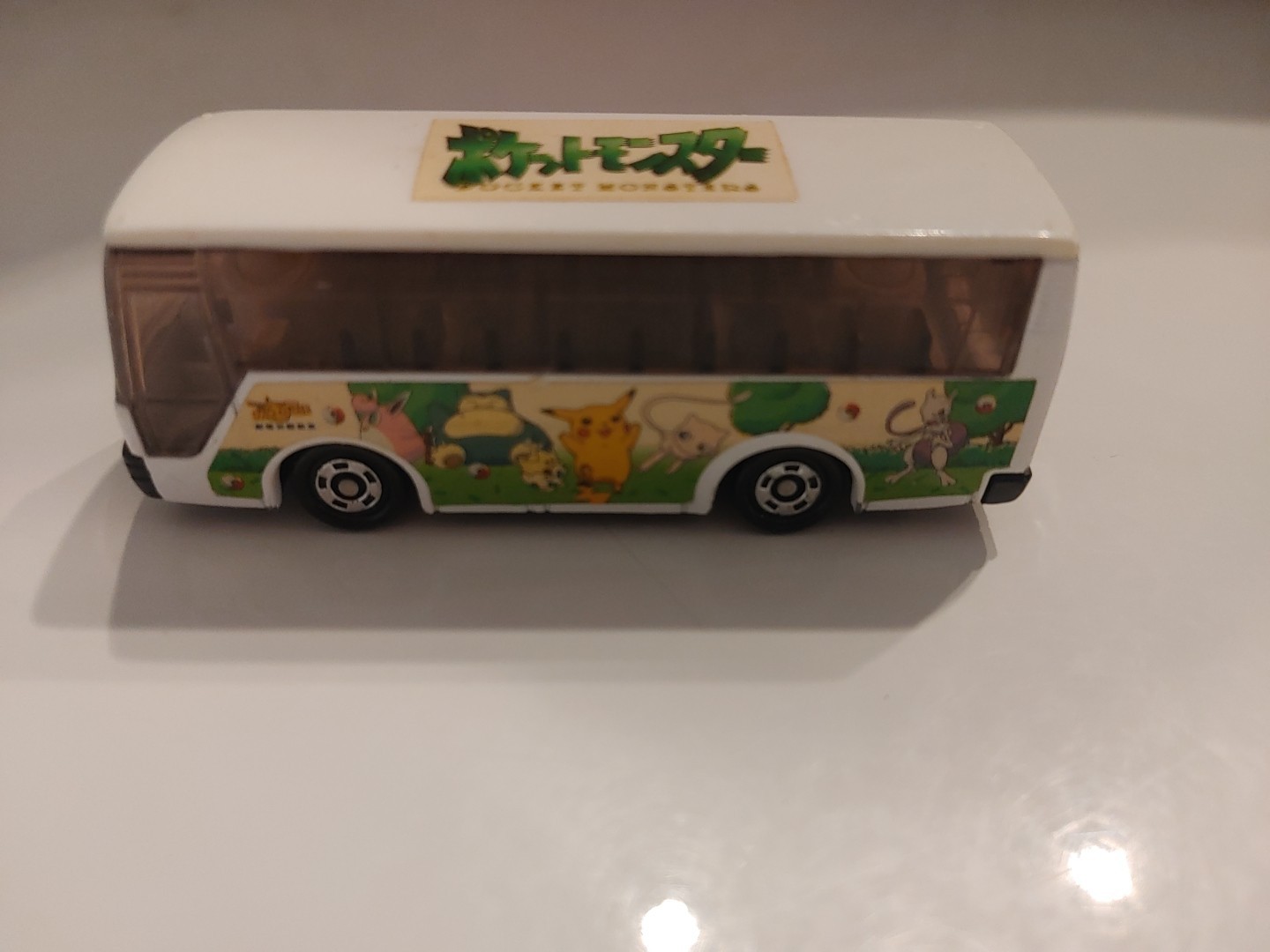 Tomica 1988 Tomy #41 Isuzu Super Hi-Decker Bus Pokemon S 1:145