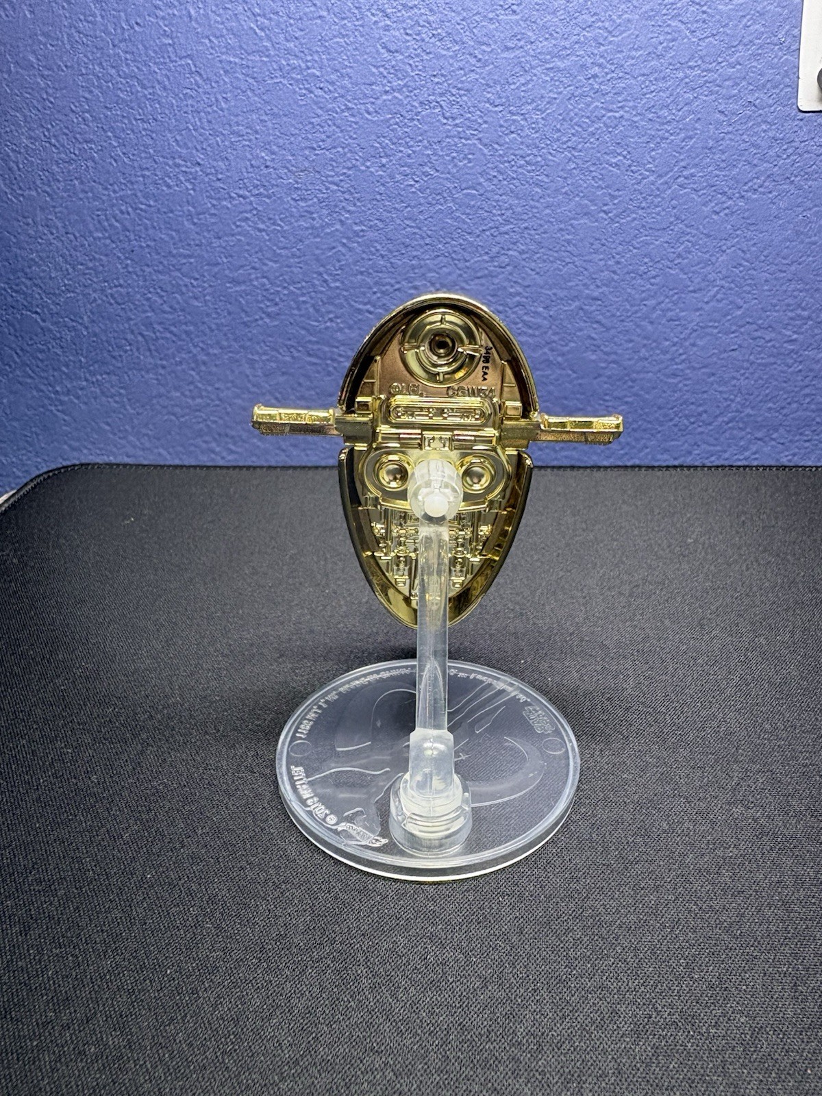 Hot wheels Boba Fetts slave one chrome with a gold finish CGW54 2015 with Stand