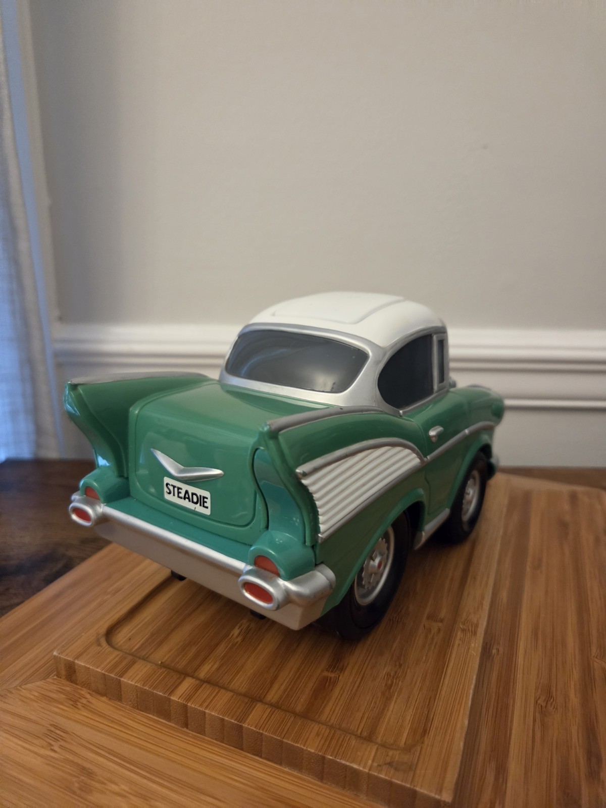 2001 ERTL Little Muscle 1957 CHEVROLET BEL AIRE Push n Roll green STEADIE car