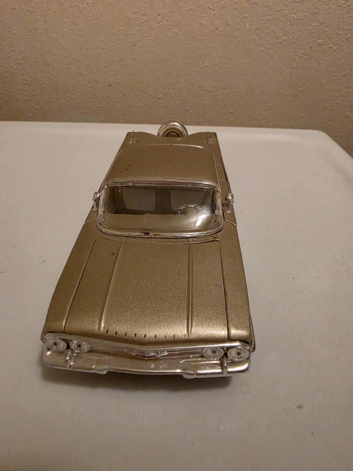 ULTRA RARE Jada Toys 1:32 Scale Metallic Gold 1960 Chevy Impala Lowrider