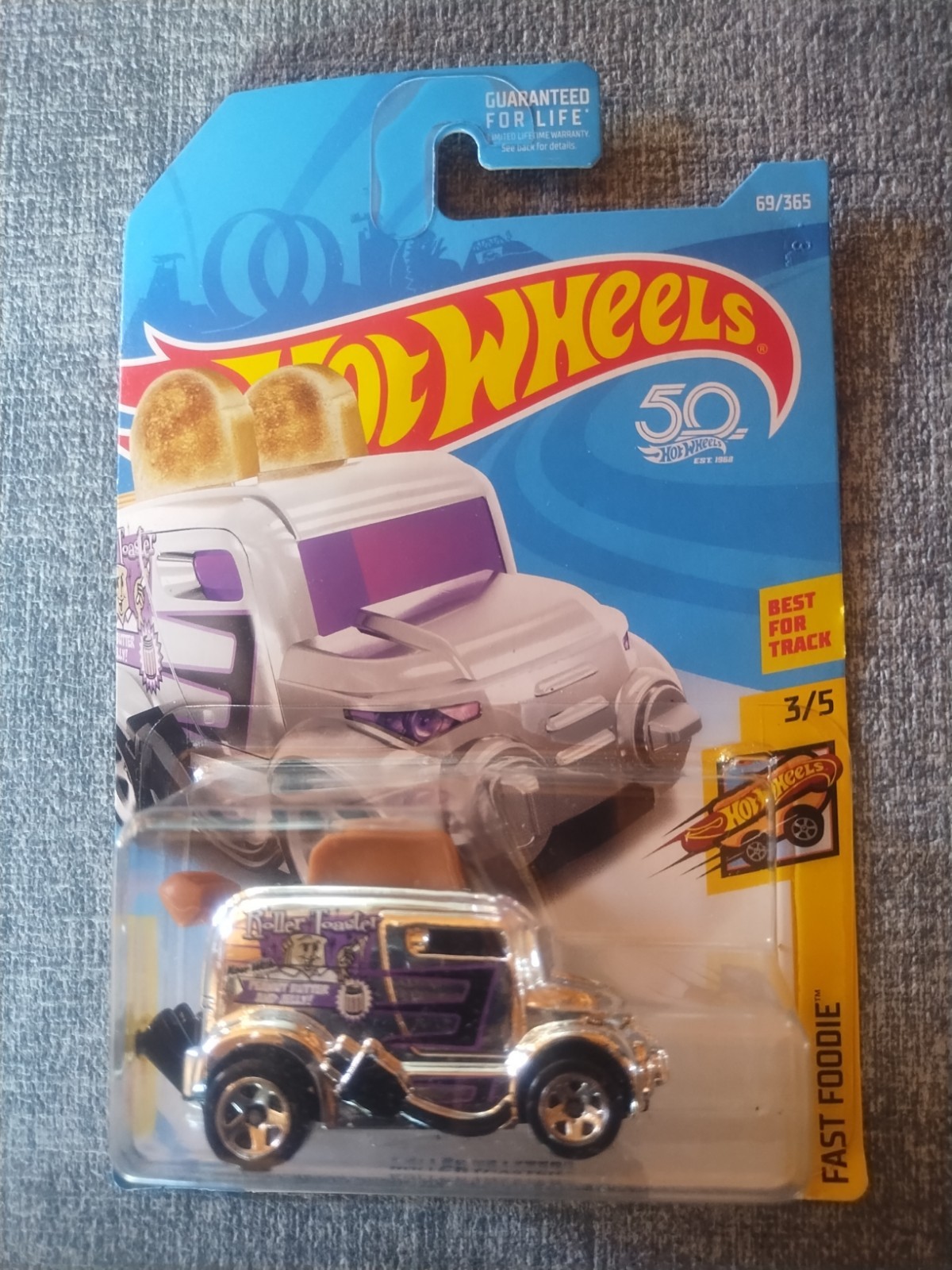 2018 Hot Wheels 50th Anniversary 69/365 Roller Toaster Fast Foodie 3/5