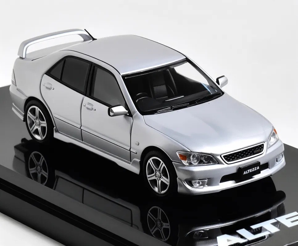 HobbyJapan 1:64 Silver Altezza RS200 Spoiler Sport Model Diecast Metal Car