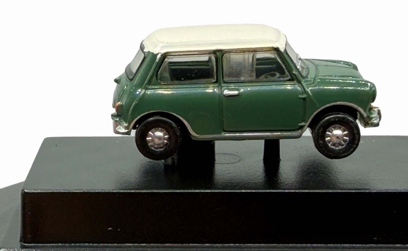 Austin Mini Cooper Almond Green with White Roof Diecast car 1:120 Scale Oxford