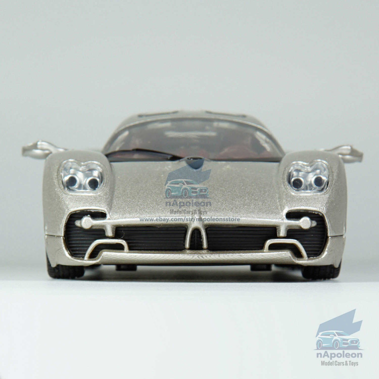 1:32 Pagani Utopia Model Car Diecast Toy Vehicle Collection Kids Gift Champagne