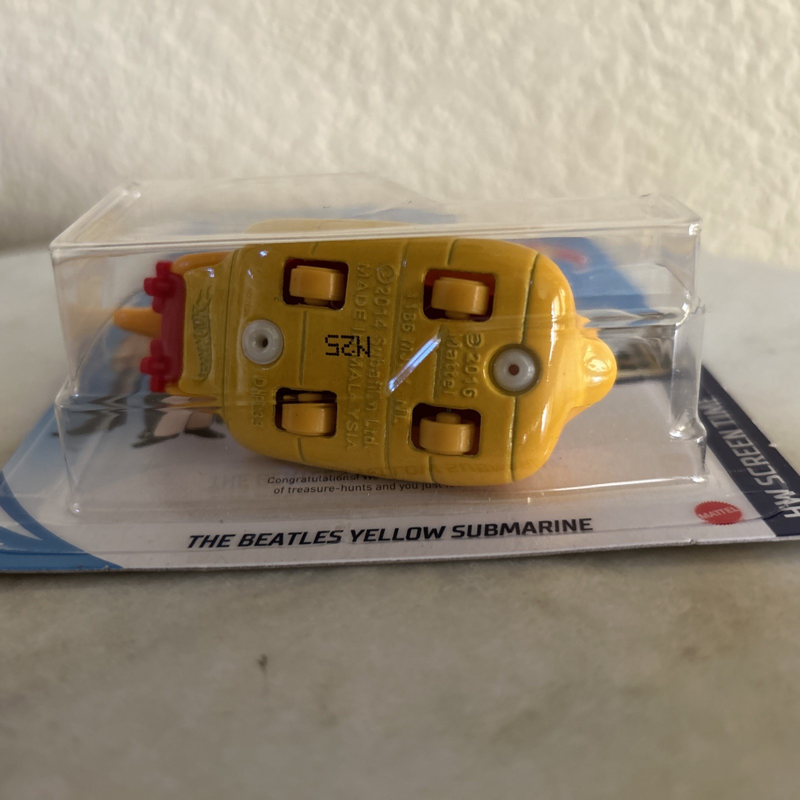 2018 Hot Wheels Treasure Hunt~THE BEATLES YELLOW SUBMARINE~226/250 Hard To Find
