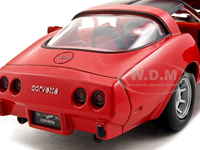 1979 CHEVROLET CORVETTE RED 1/24 DIECAST MODEL CAR BY MOTORMAX 73244