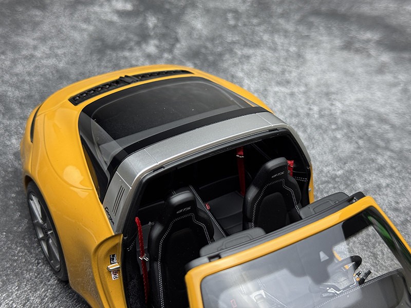 2025 Porsche 911 964 CARRERA 4 GTS NOREV 1:18 alloy full open car model