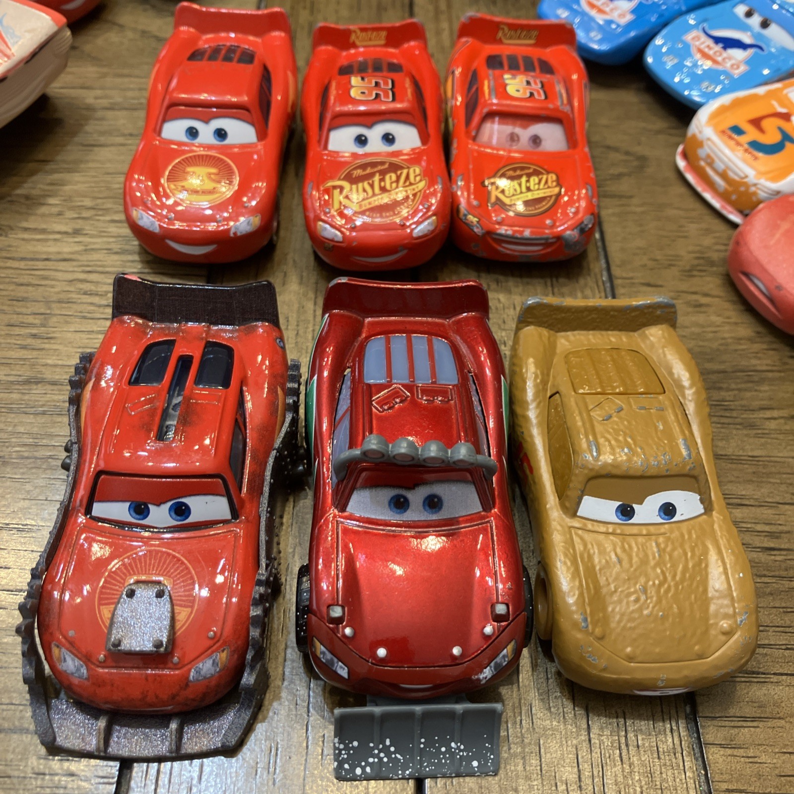 Lot of 24 – Disney Pixar Mattel Cars Diecast Pullback Plastic Various Characters