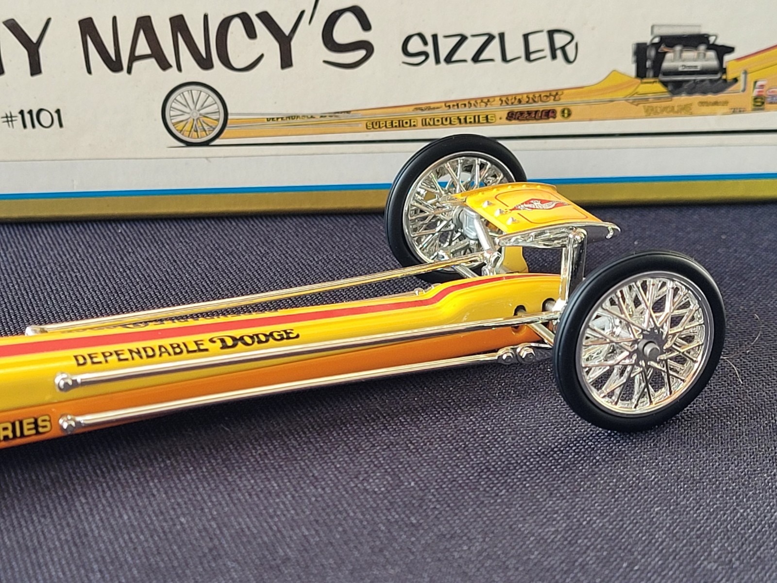 1320 The Fuelers Tony Nancy Signed Box 1:24 Diecast Dragster 4350/5000