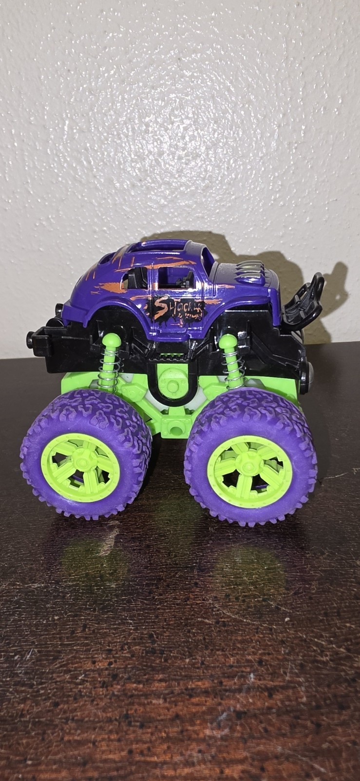 Monster ZAD Shocker Rush Purple Friction Powered Push & Go Truck