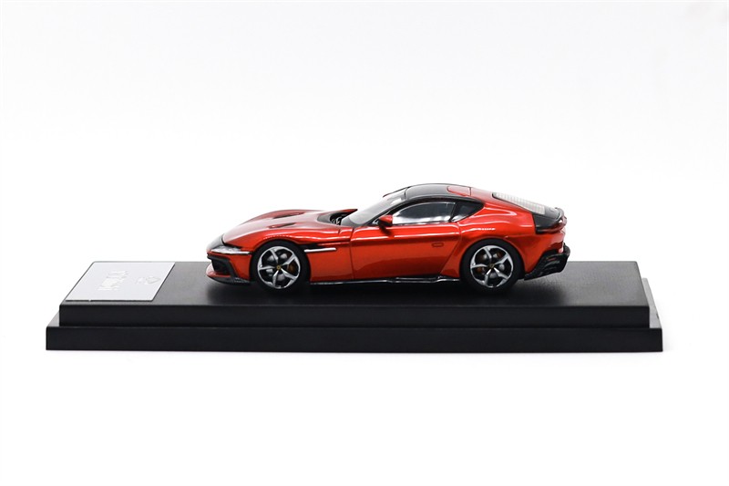7CM Model 1:64 12 Cilindri Coupe Metallic Red Diecast Model Car