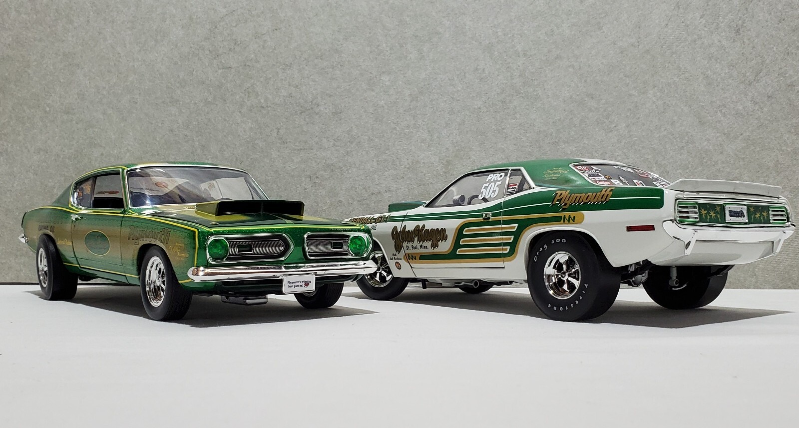 1:18 JOHN HAGEN 1968 SS/B & 1970 PRO STOCK CUDA 2 car set, Free Shipping
