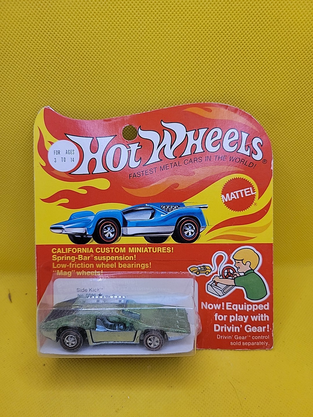Hot Wheels Red Lines Light Green Side Kick on Card With Protector