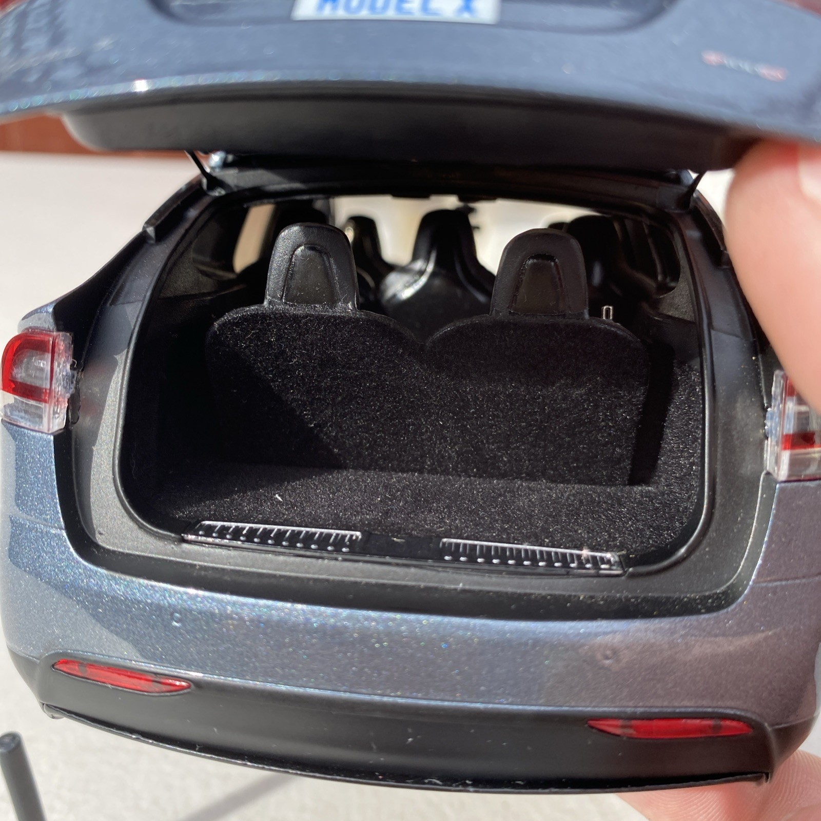 Tesla Model x P100D Metallic Grey 1/18 Scale Diecast Model – Dealer Edition New