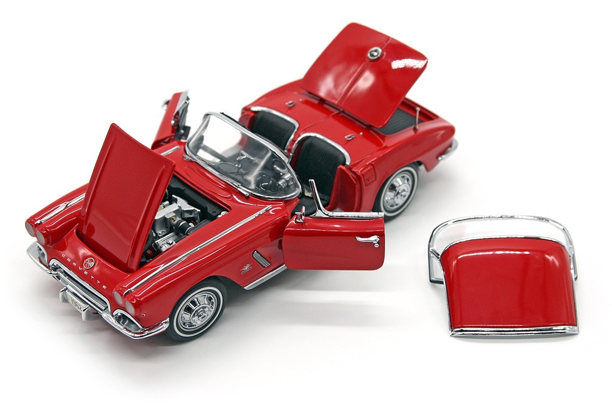 1962 Chevrolet Corvette (1:24) Roman Red Convertible Diecast (LOOSE), by DM
