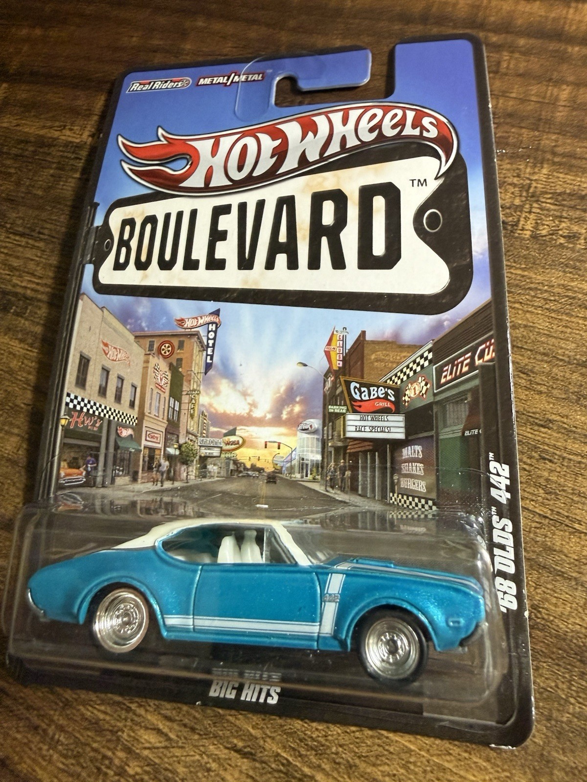 Hot Wheels Boulevard ‘68 Olds 442