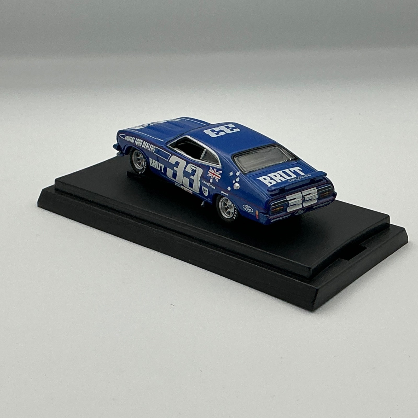 Biante 1:64 Ford Falcon XB GT #33 (Moffat /Glemser) 1974 Hardie-Ferodo 1000