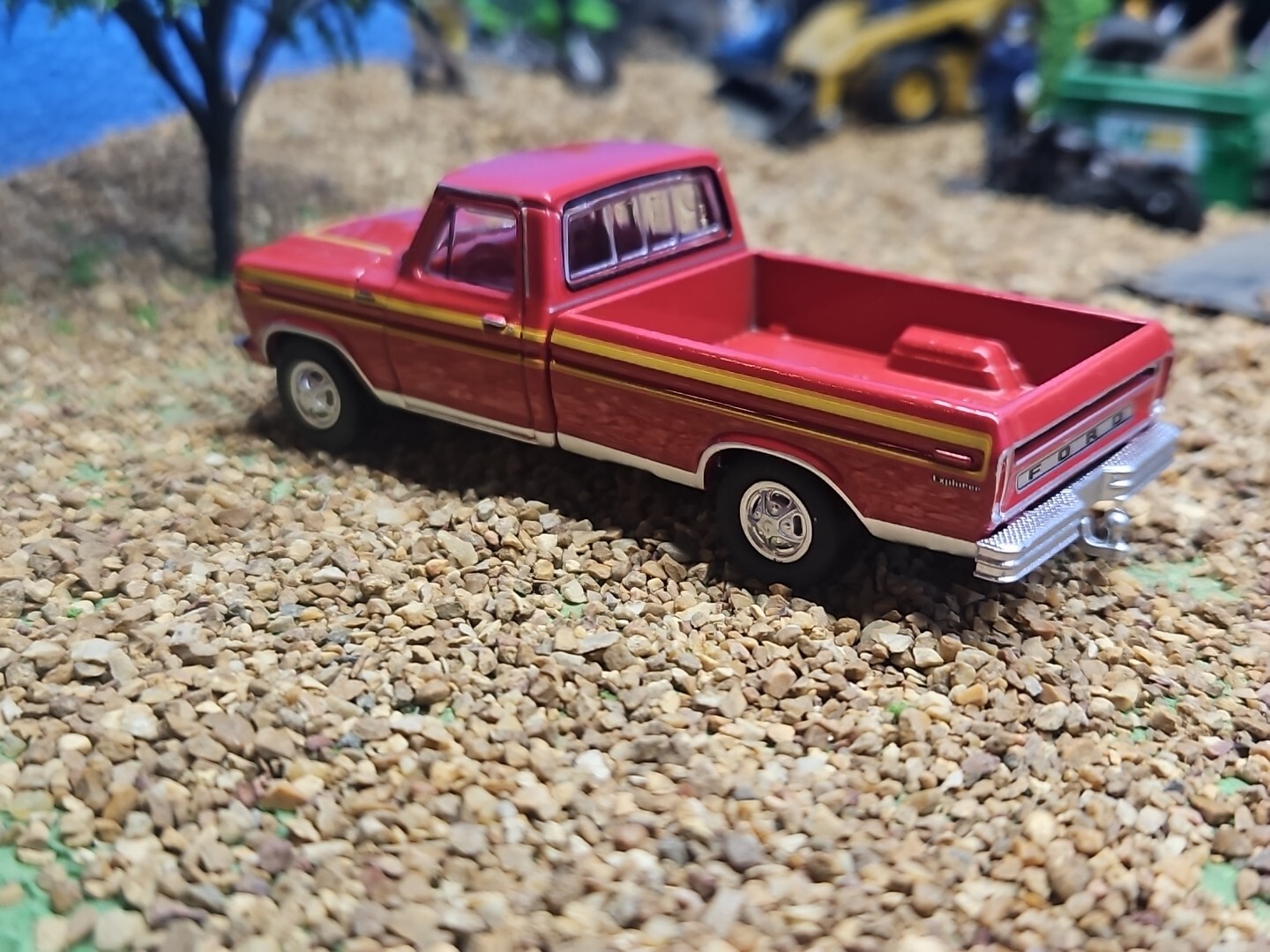 Custom Made 1978 Ford F-150 RANGER XLT 4×4 Greenlight Pickup Truck Fargo F250 79