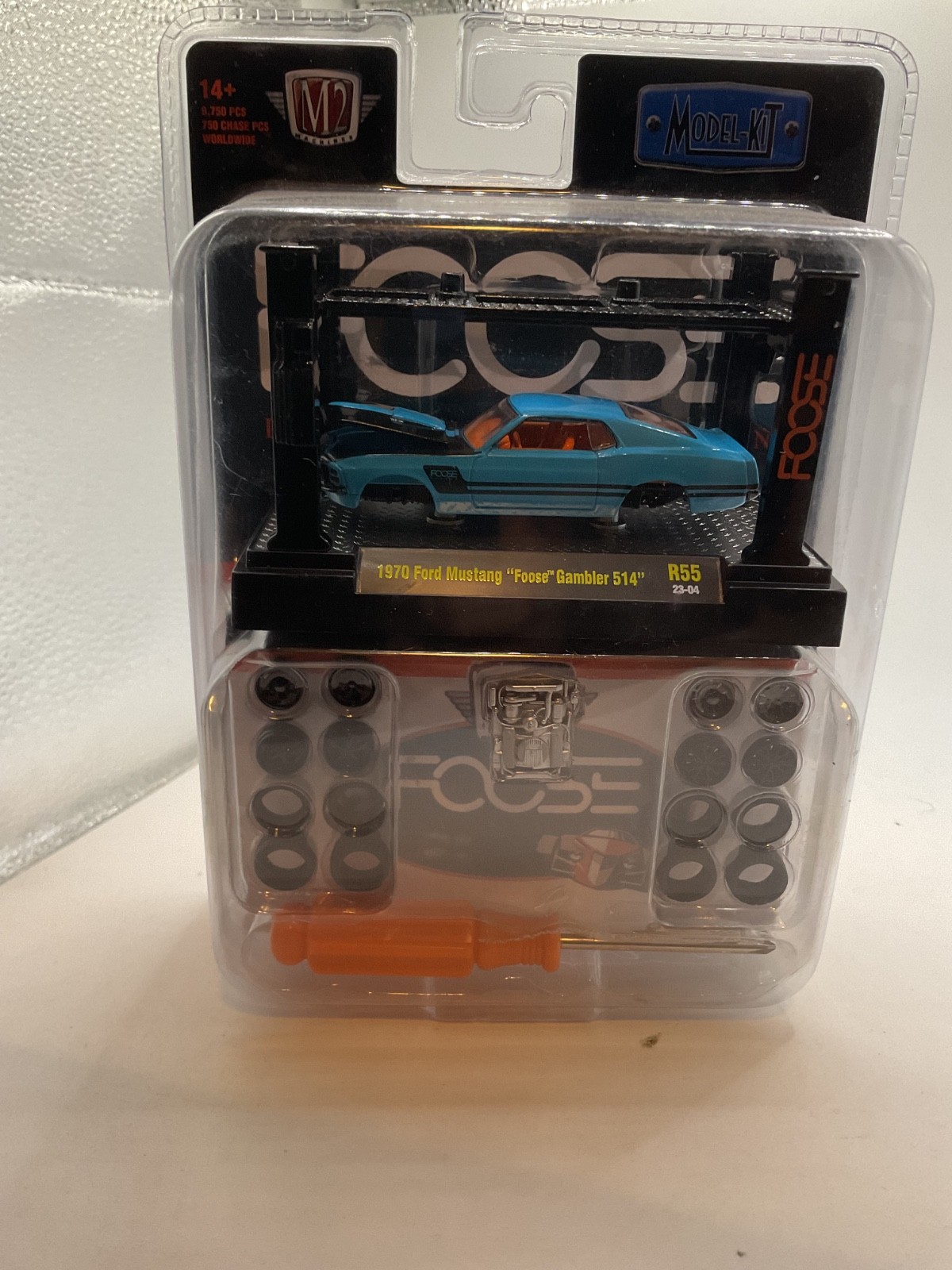 M2 Machines 1:64 Model Kit Release 55 1970 Ford Mustang Foose Gambler 514