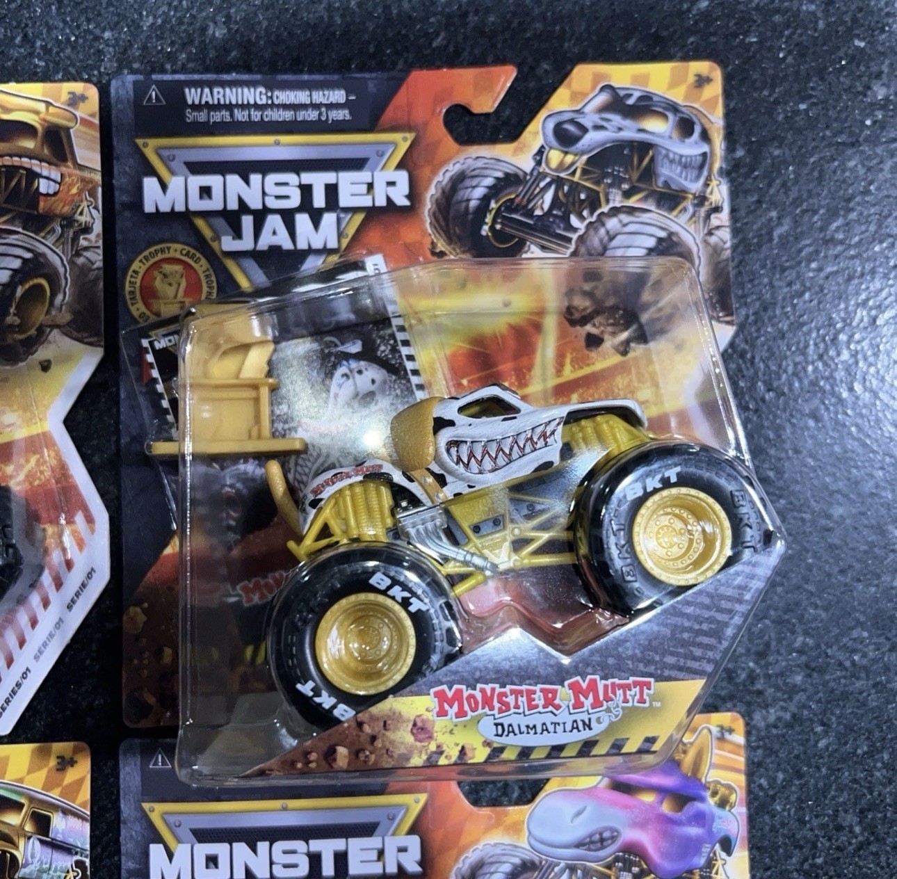 BRAND NEW! 2026 MONSTER JAM GOLD TROPHY TRGX SERIES #01 SET OF 4