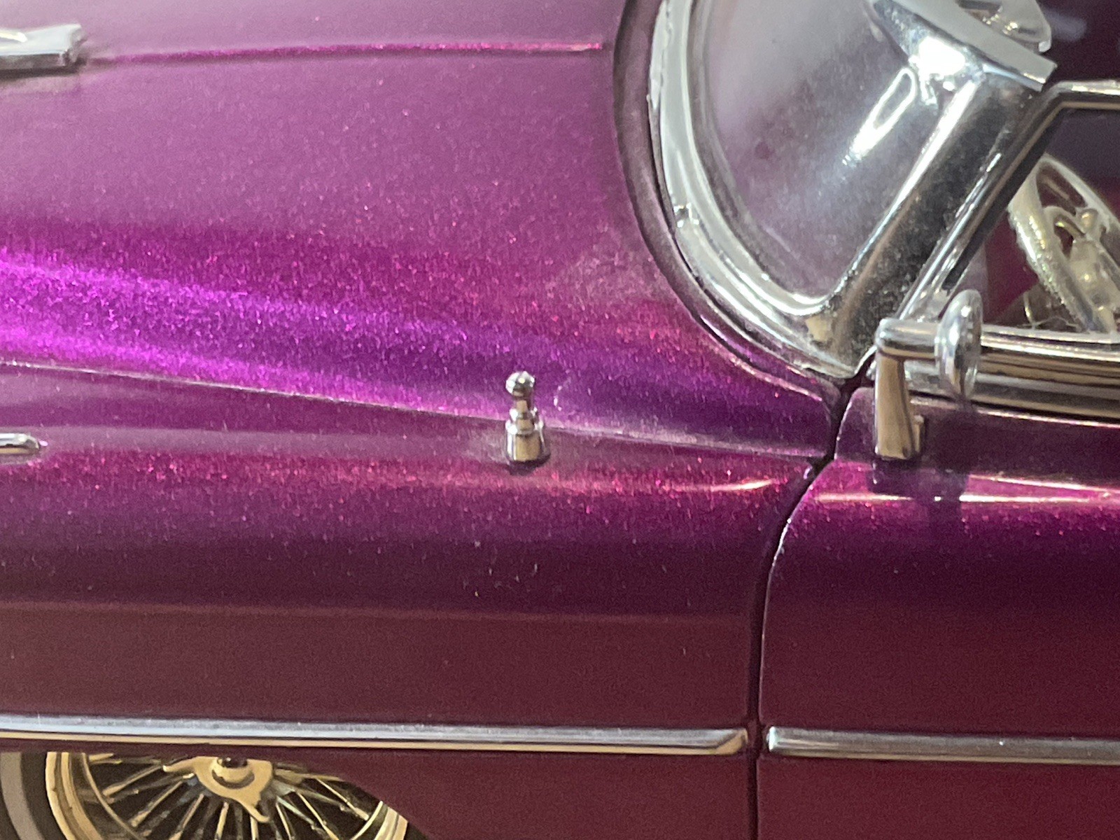 Jada Street Low 1:24 LOWRIDER 1953 Metallic Purple Chevy Bel Air Conv. Die cast