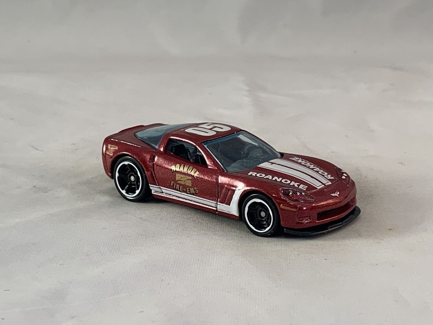 Hot Wheels 2011 Corvette Grand Sport 2012 Main Street Police Dept Red MC5s