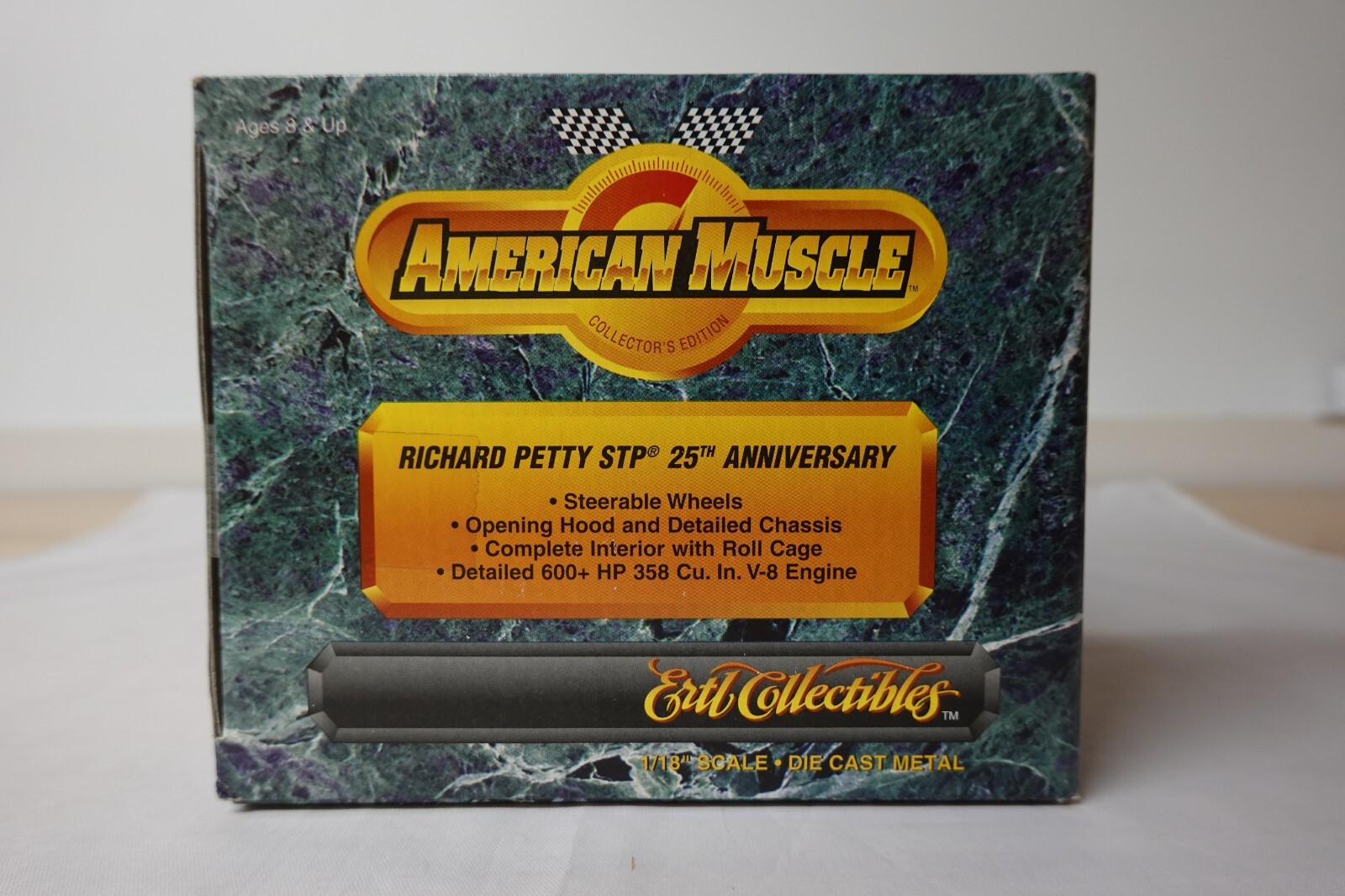 ERTL 7803 RICHARD PETTY STP 25TH ANNIVERSARY AMERICAN MUSCLE 1:18 SCALE N.I.B.