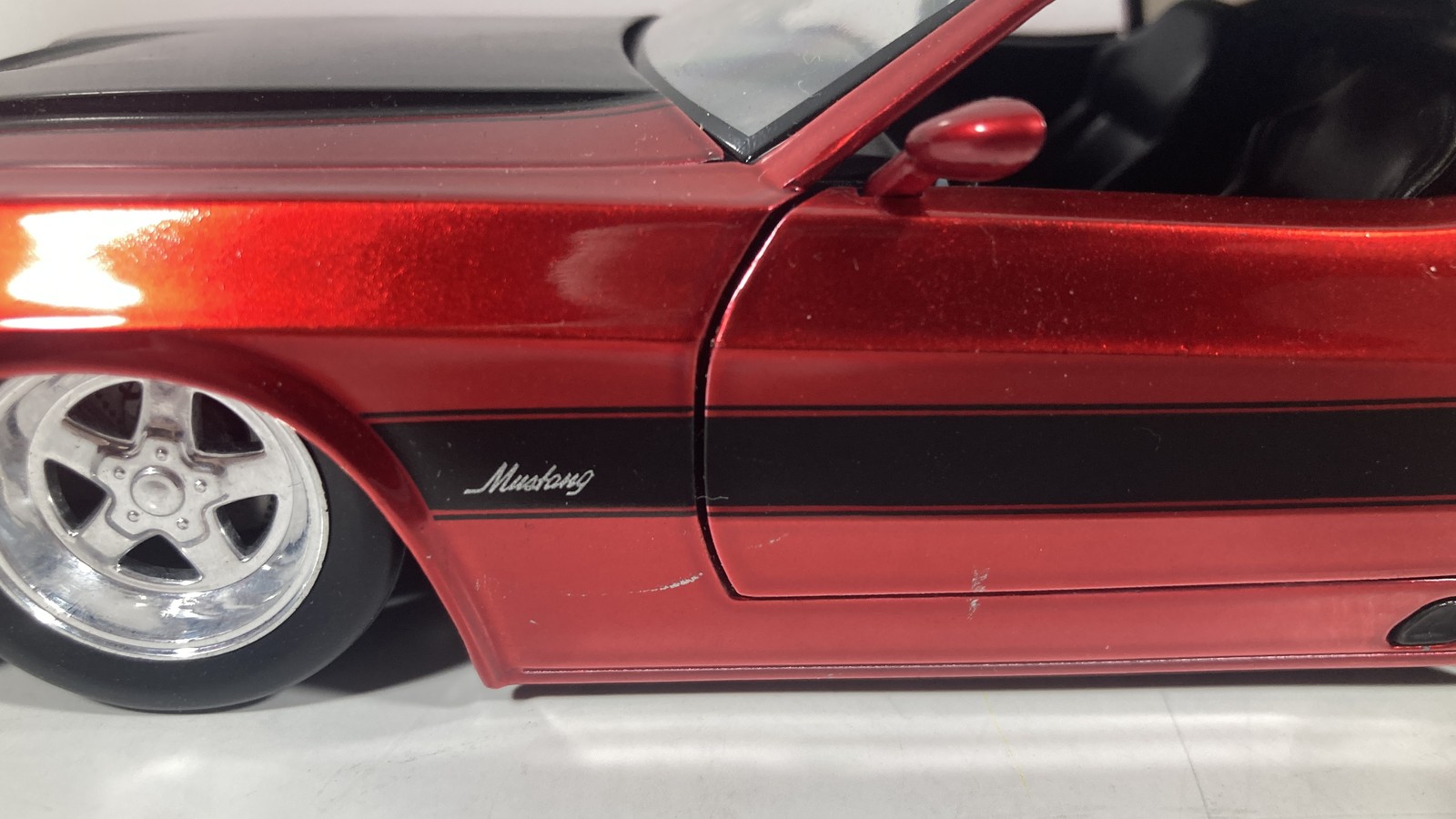 Jada Toys Bigtime Muscle 1973 Ford Mustang Mach 1 Custom Red Black 1:24 Diecast