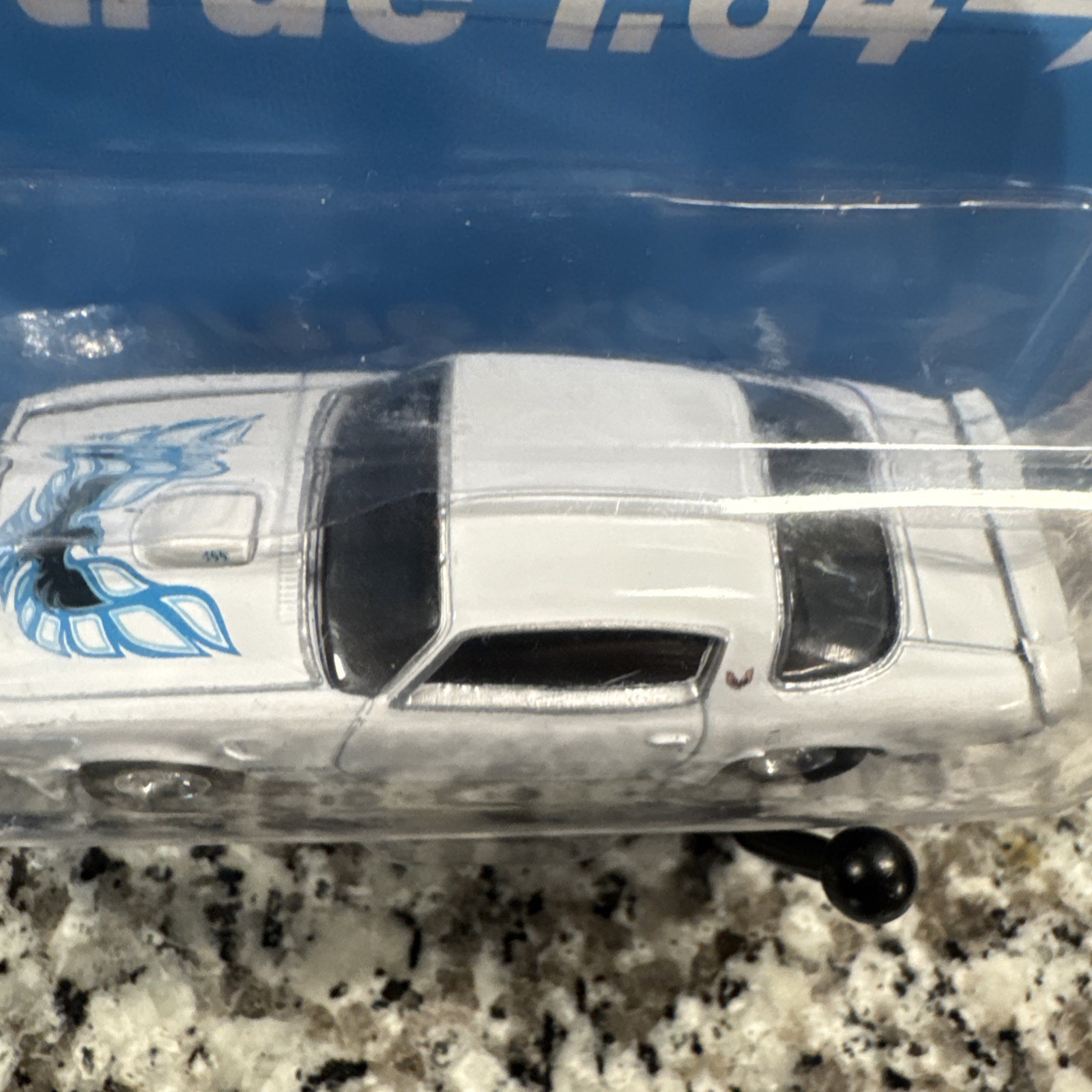 2022 AUTO WORLD 1976 PONTIAC FIREBIRD T/A CAMEO WHITE