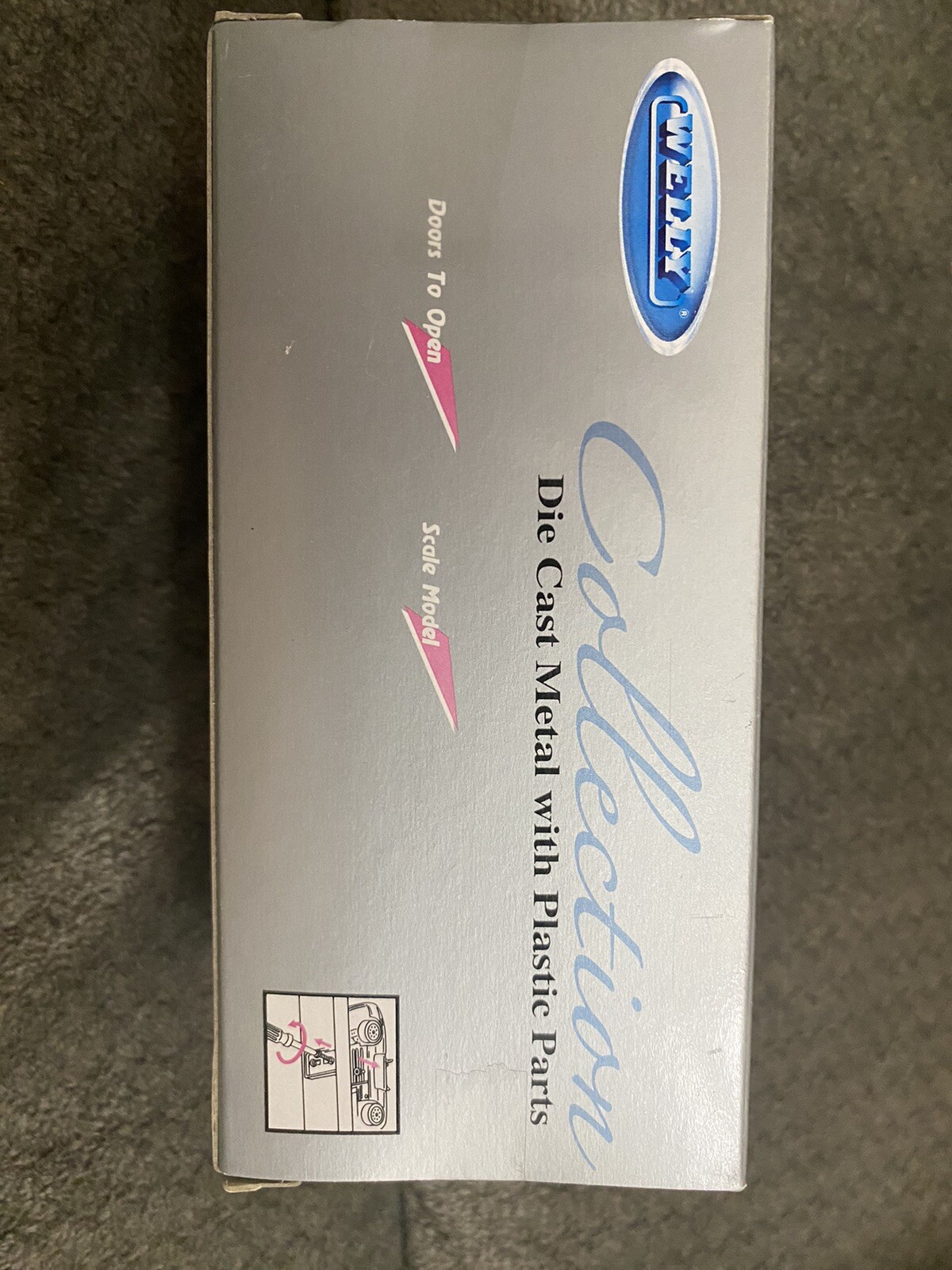 New Welly Chevrolet 2002 Avalanche Die Cast Metal With Plastic Parts