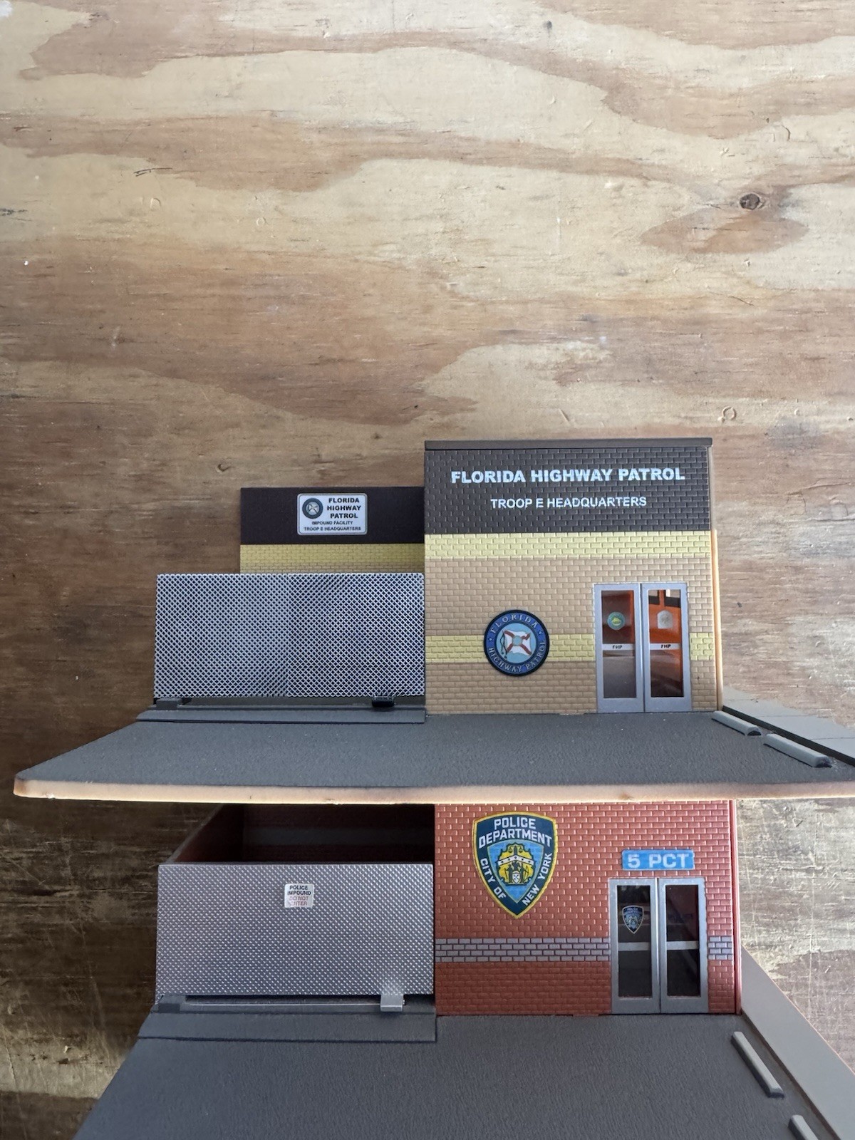 Greenlight Mechanic’s Corner Police Station Lot of 3 NYPD CHP FHP Used Free Ship