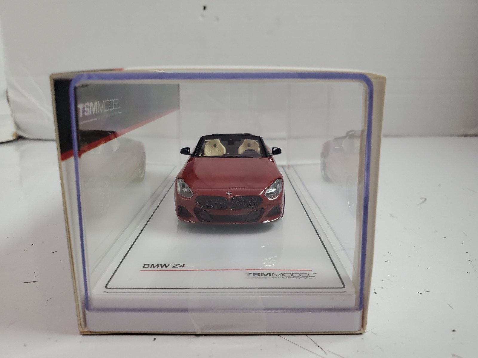 TSM Model 1:43 BMW Z4 RED – Open Box – Damaged Case
