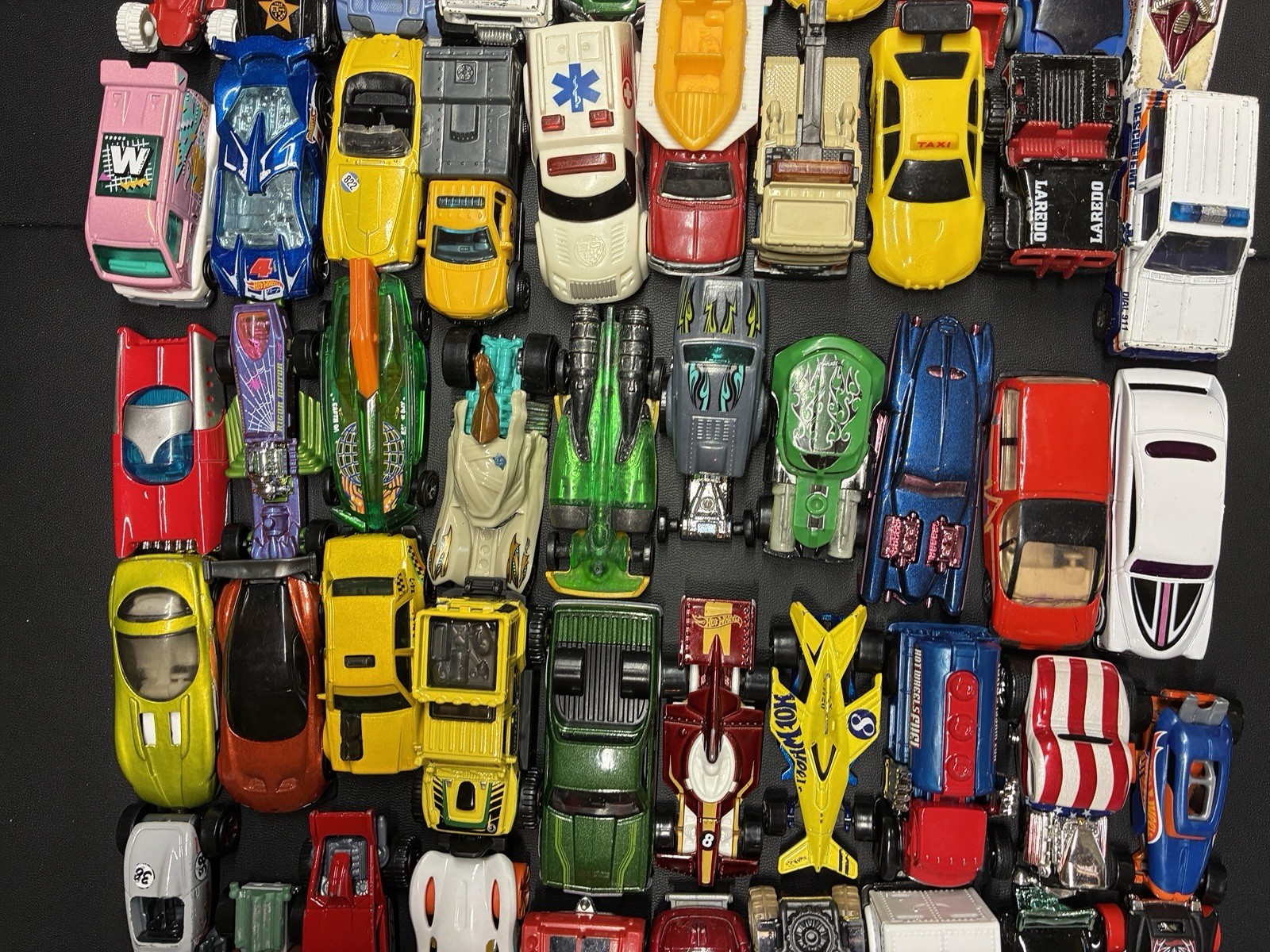 100 LOT DIECAST Metal Cars Trucks Vehicles Loose Hot Wheels Matchbox Bulk Varied