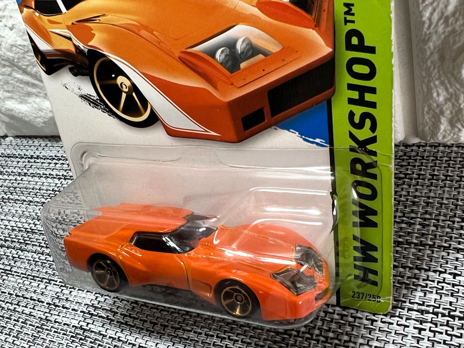 Hot Wheels HW Workshop ’76 Greenwood Corvette 237/250 ERROR (No Tempo) Orange *