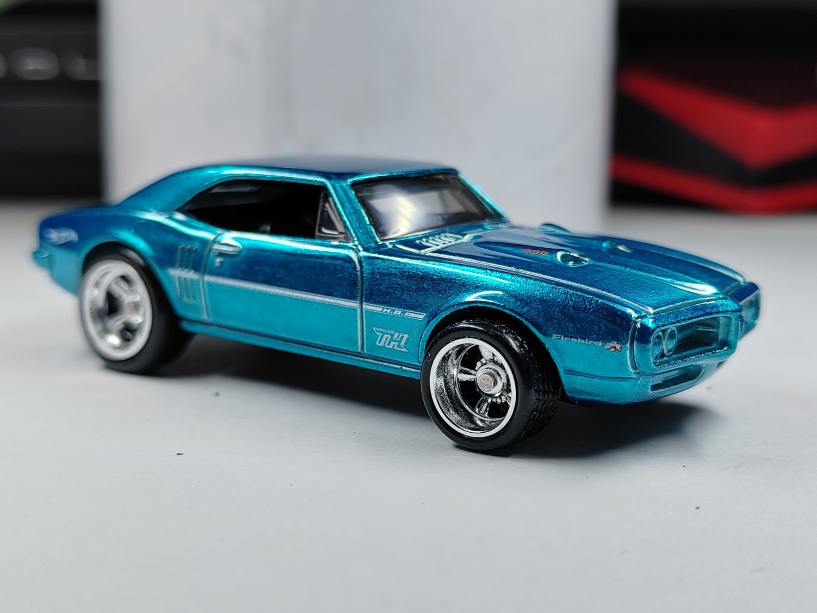 Hot Wheels 2026 Super Treasure Hunt-67 Pontiac Firebird 400-Loose Item Rivet