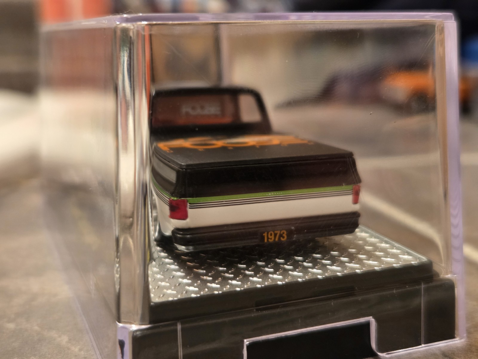 M2 CUSTOM 1/64 1973 Cheyenne Super 10 Squarebody Foose Design Chase