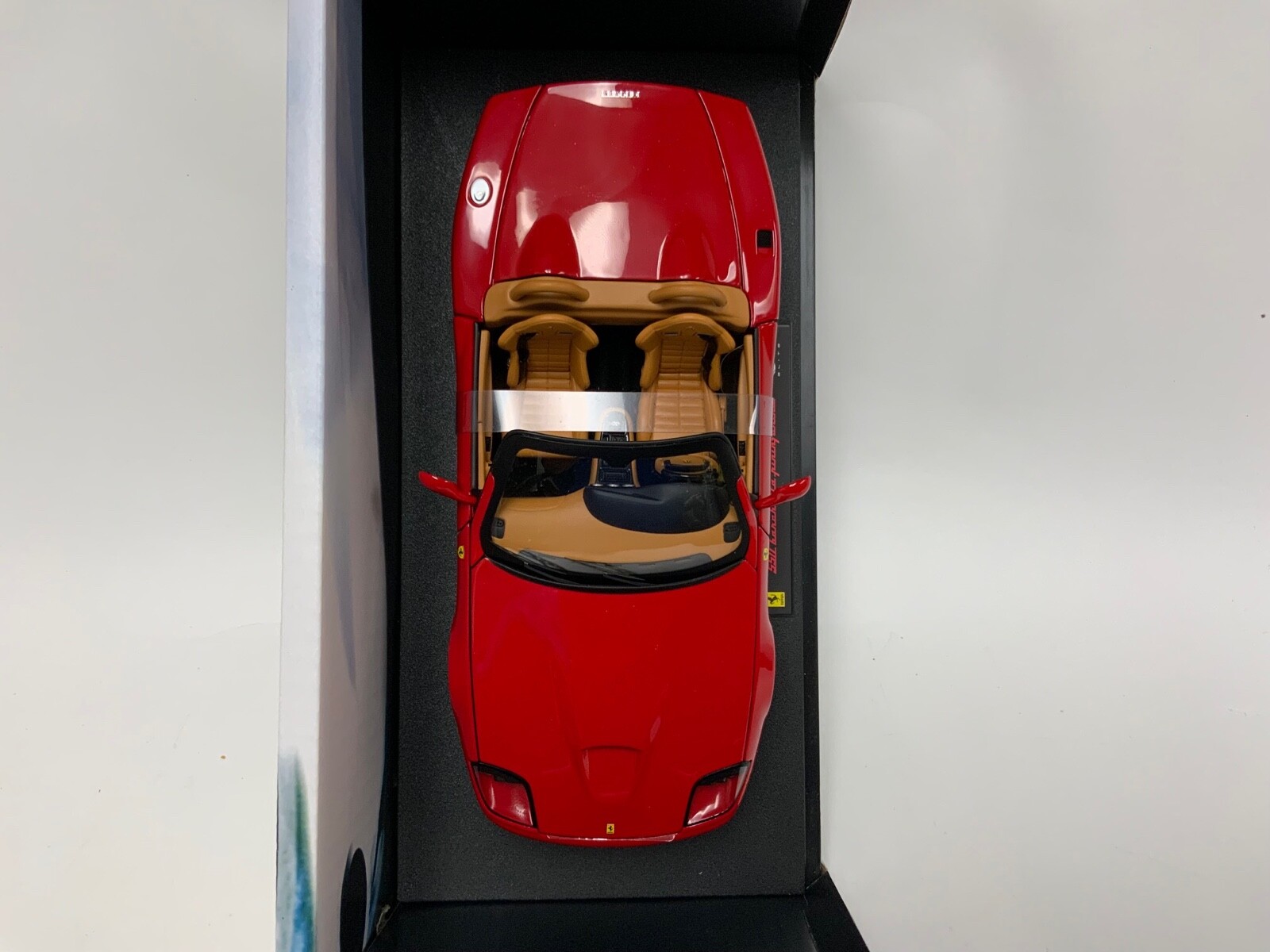 1/18 Hot Wheels Elite Ferrari 550 Barchetta in Rosso Corsa Red N2054 NC1129