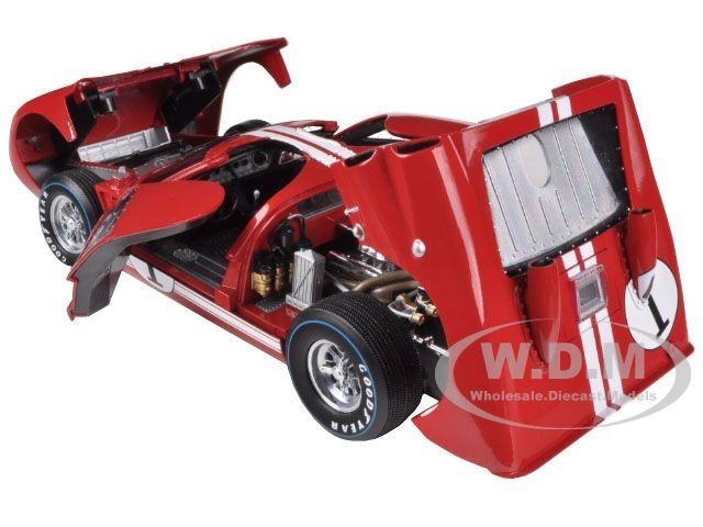 1966 FORD GT40 MKII #1 RED “24H LE MANS” 1/18 BY SHELBY COLLECTIBLES SC407