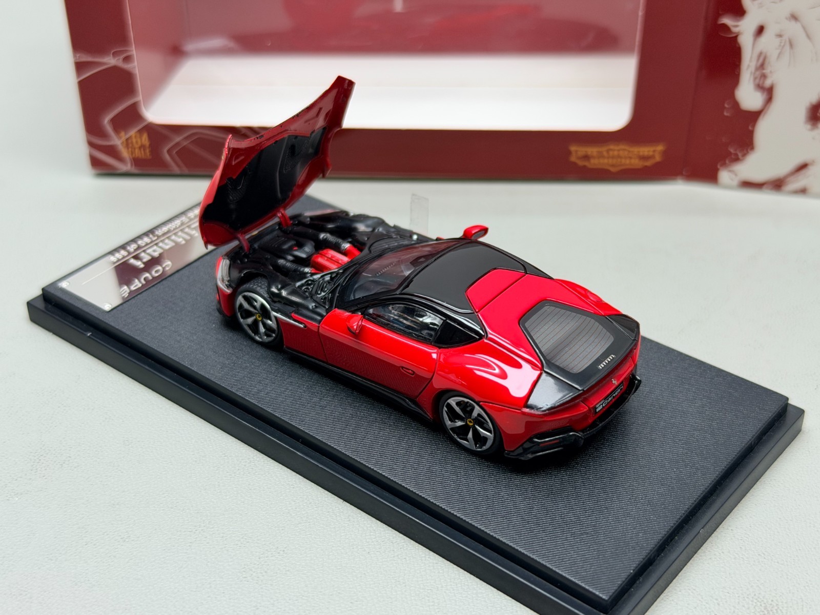 PK 1:64 Ferrari 12 Cilindri Phantom Knight Super Car Diecast Model Car