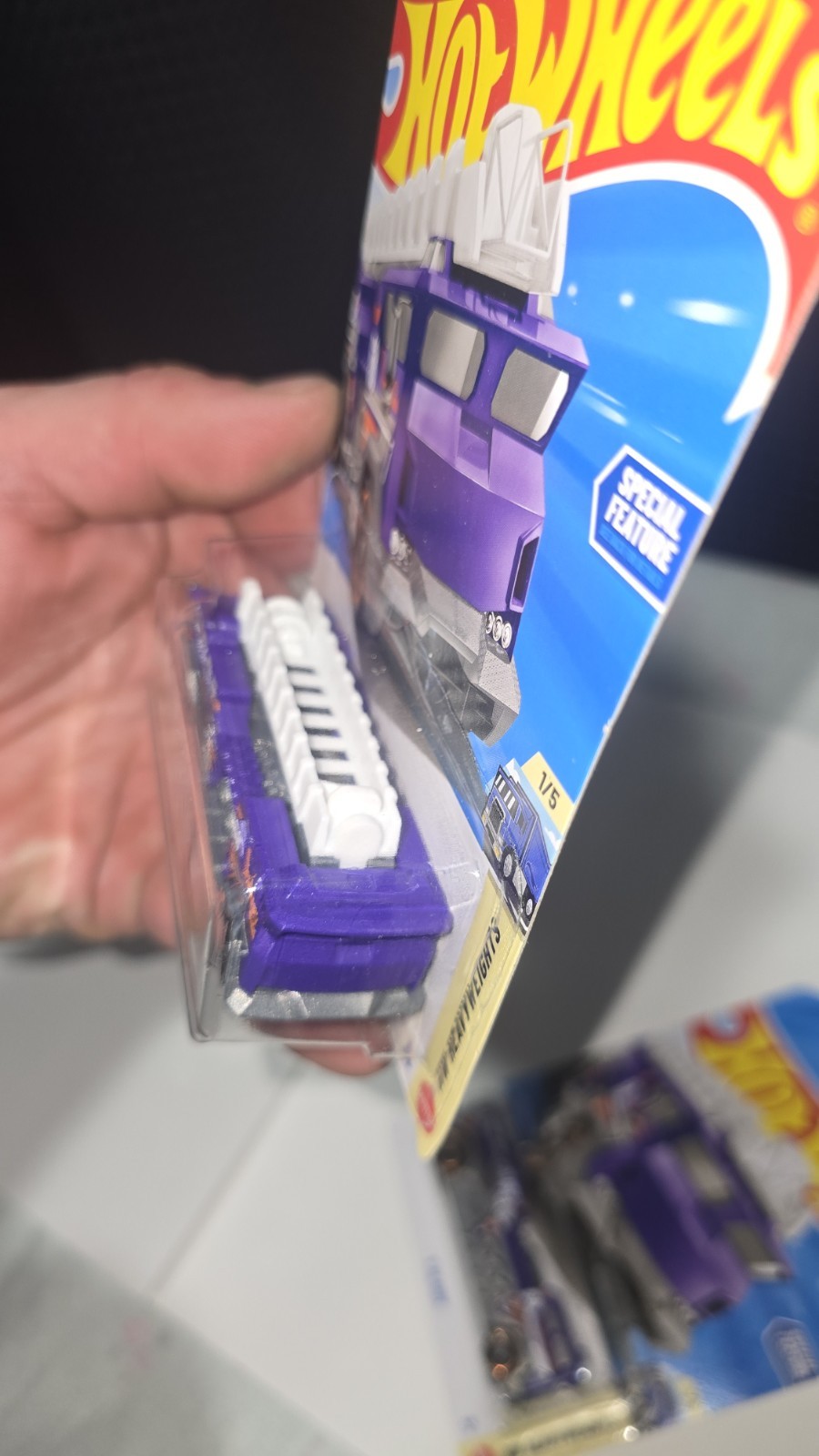 2026 Hot Wheels Purple 5-Alarm Firetruck #32 HW Heavyweights 1/5 ERROR Rare