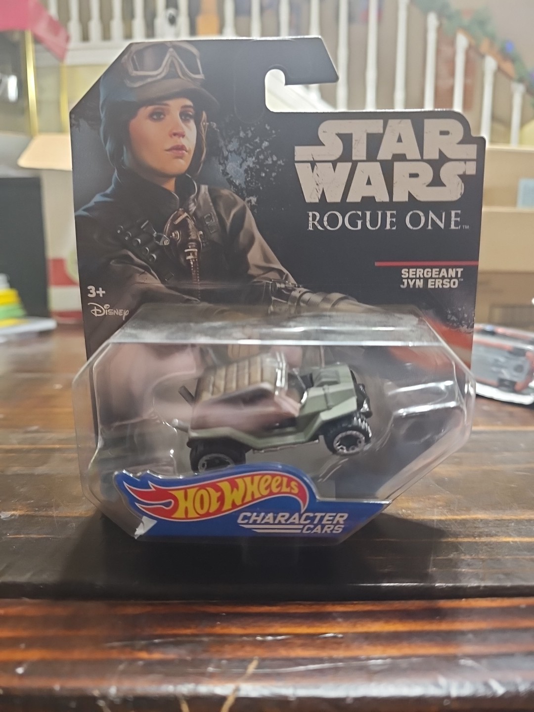 Hot Wheels Star Wars Rogue One Character Car, Sergeant Jyn Erso