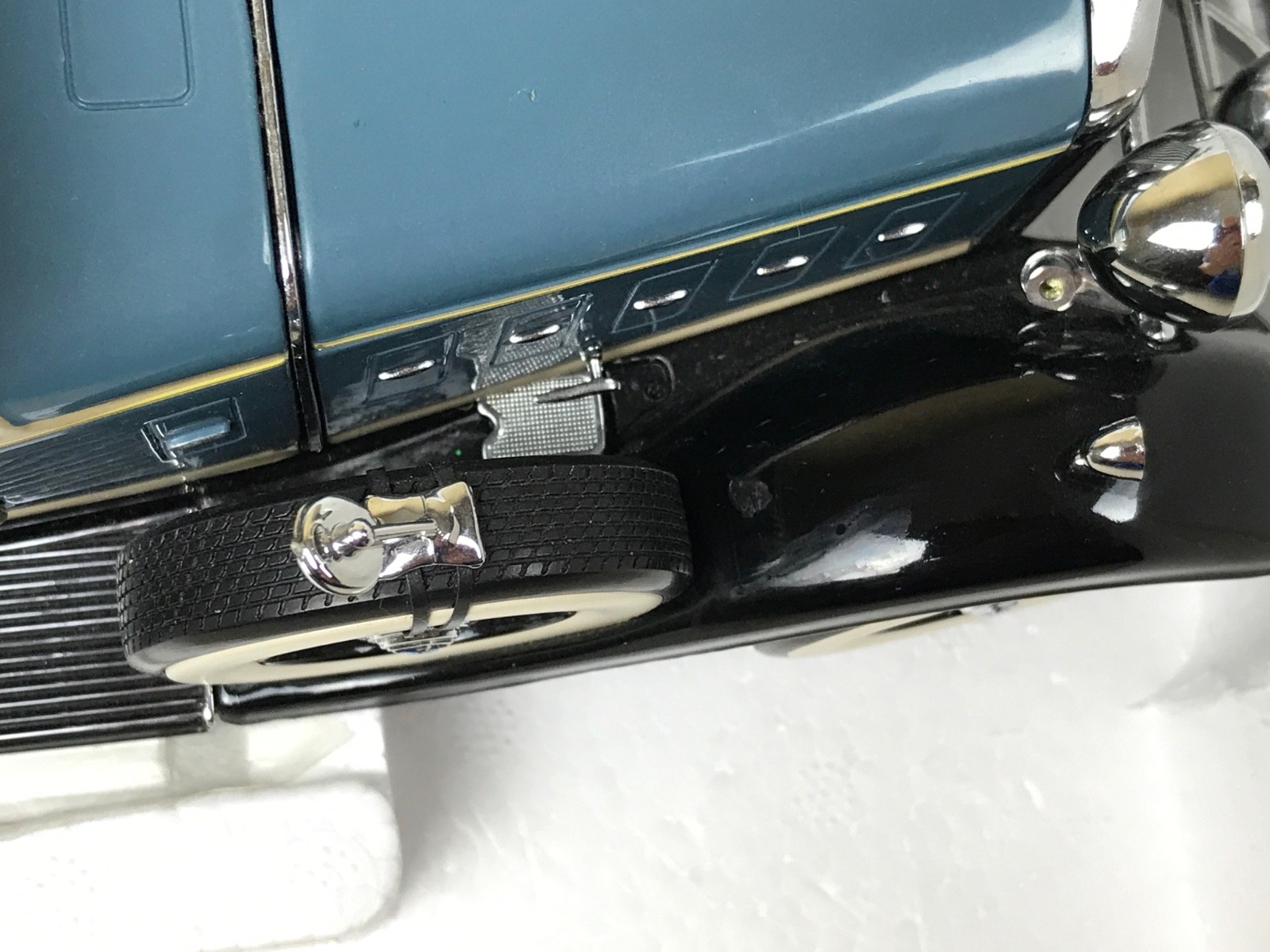 1932 Lincoln KB, Concours D’Elegance Motor City Classics, #75002 BLUE Version