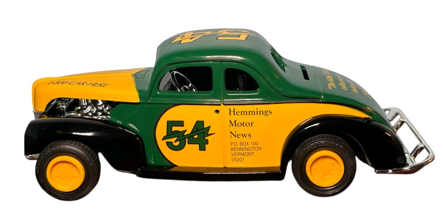 Ertl Collectibles Bank Hemmings Motor News DieCast 1/25 Ford Coupe