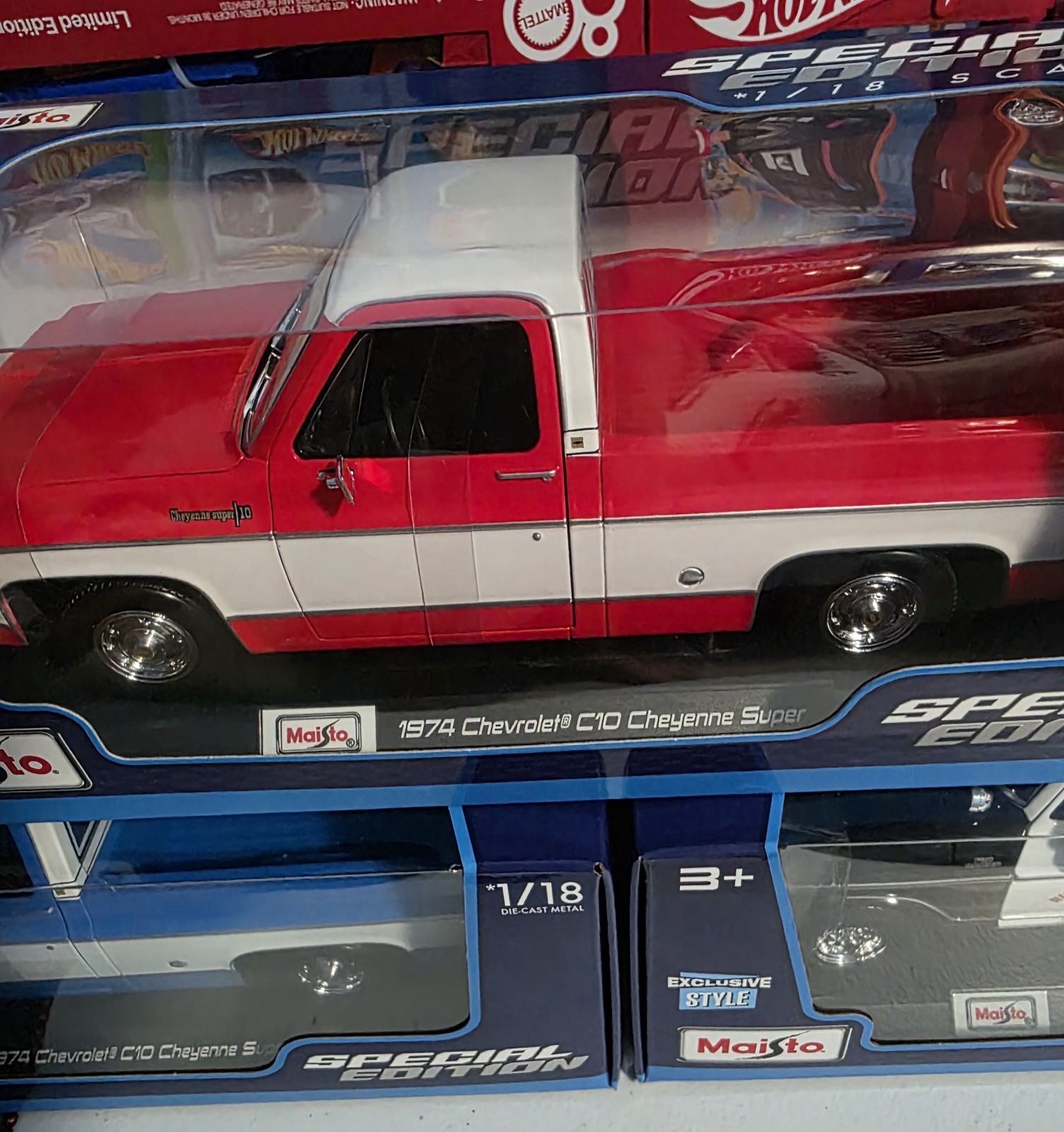 Maisto 1974 Chevy C10 Cheyenne Super Blue/Red + 1979 Ford F150 Patrol 3pc Lot