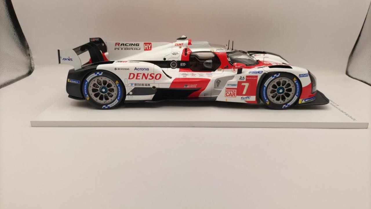 SPARK GR010 HYBRID 1/18